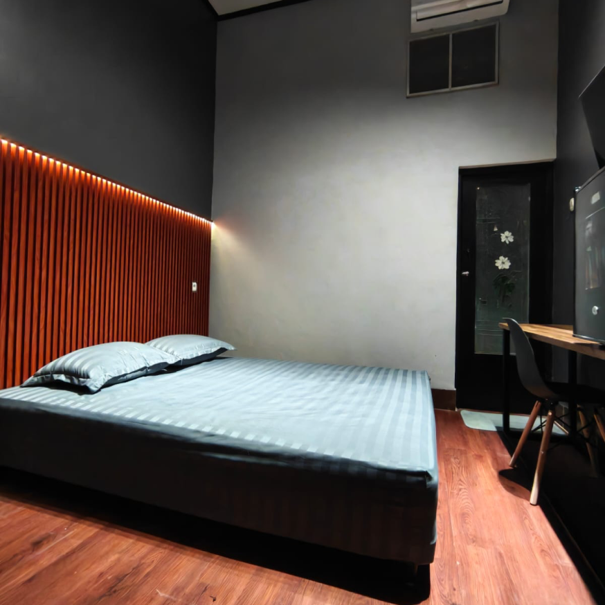 Kos Ta Makassar. Kos Industrialis, Premium, Eksklusif, Lengkap, Mewah, Sultan, Smart TV, Campur, Wifi Gratis, Kulkas, AC, Air Panas, Shower, dll.